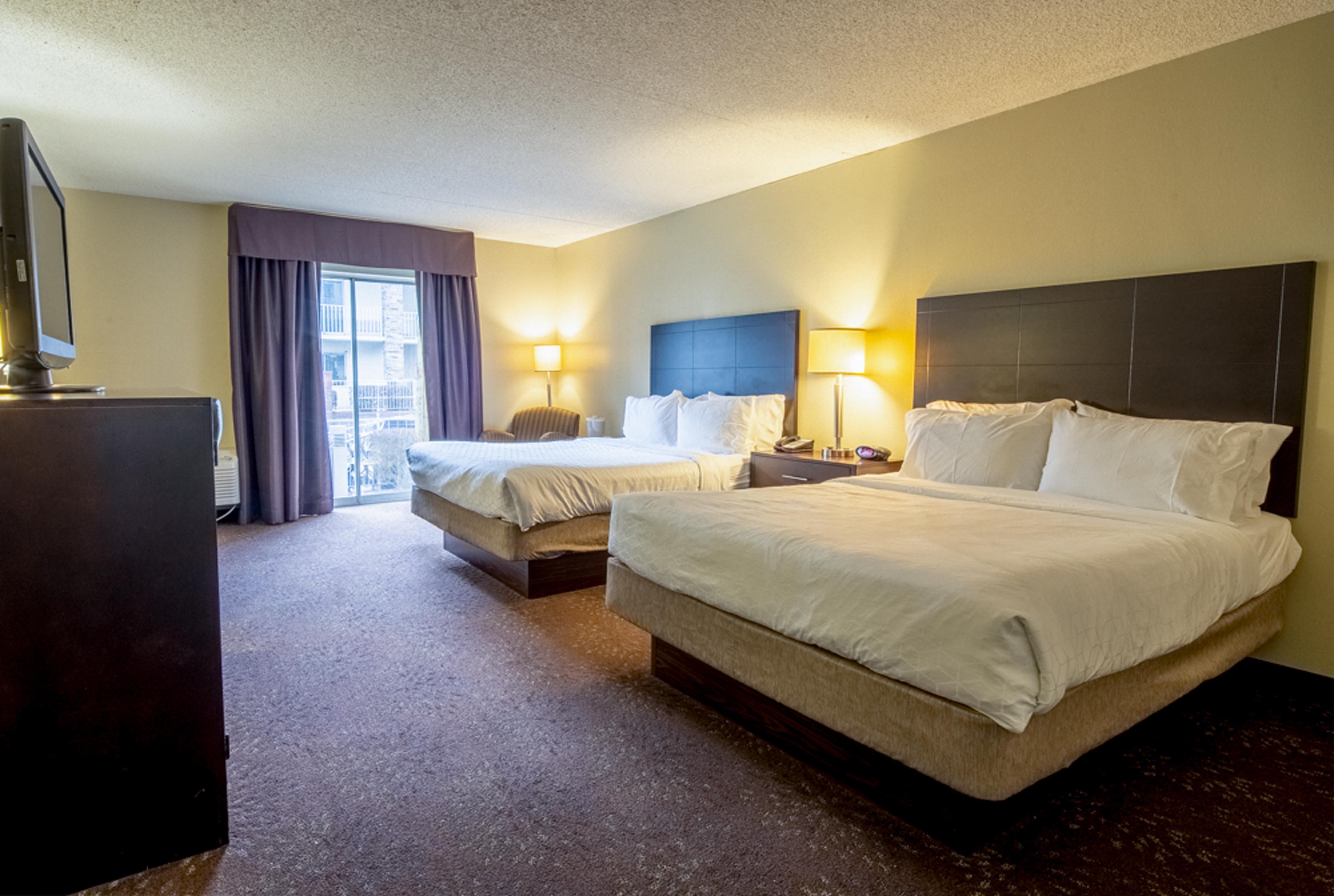 Holiday Inn Express Hotel & Suites Pittsburgh Airport By Ihg Robinson Township Eksteriør bilde