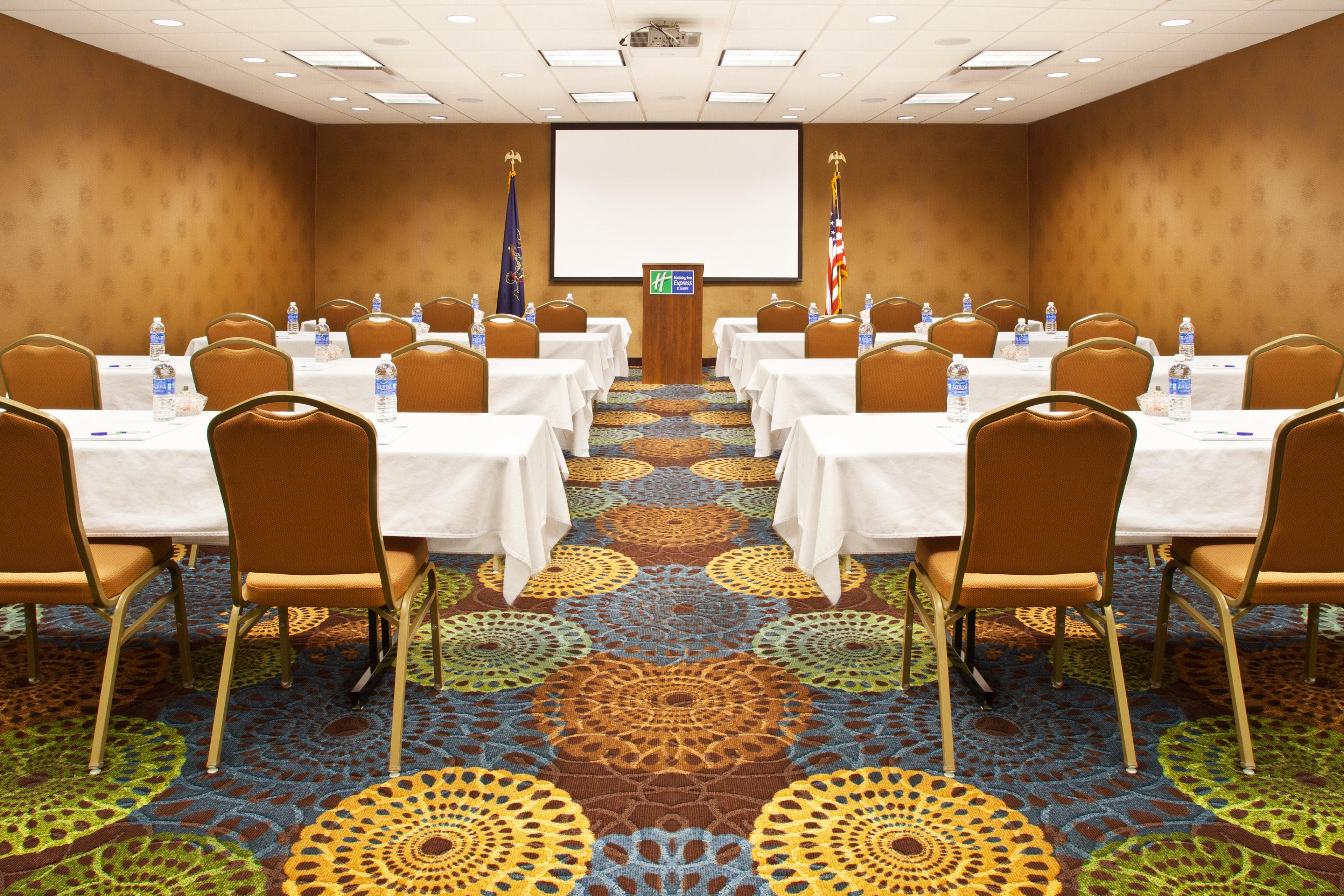 Holiday Inn Express Hotel & Suites Pittsburgh Airport By Ihg Robinson Township Eksteriør bilde
