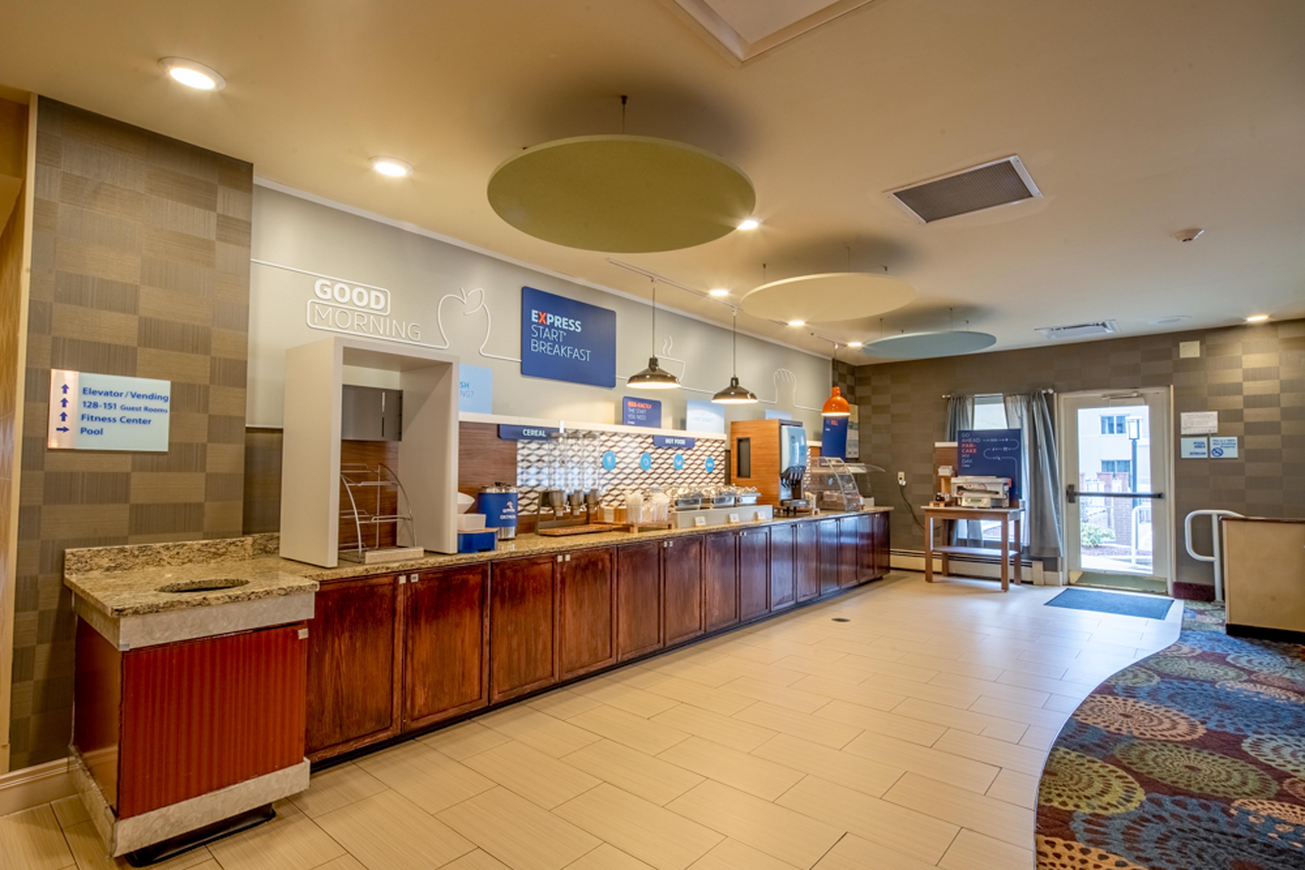 Holiday Inn Express Hotel & Suites Pittsburgh Airport By Ihg Robinson Township Eksteriør bilde