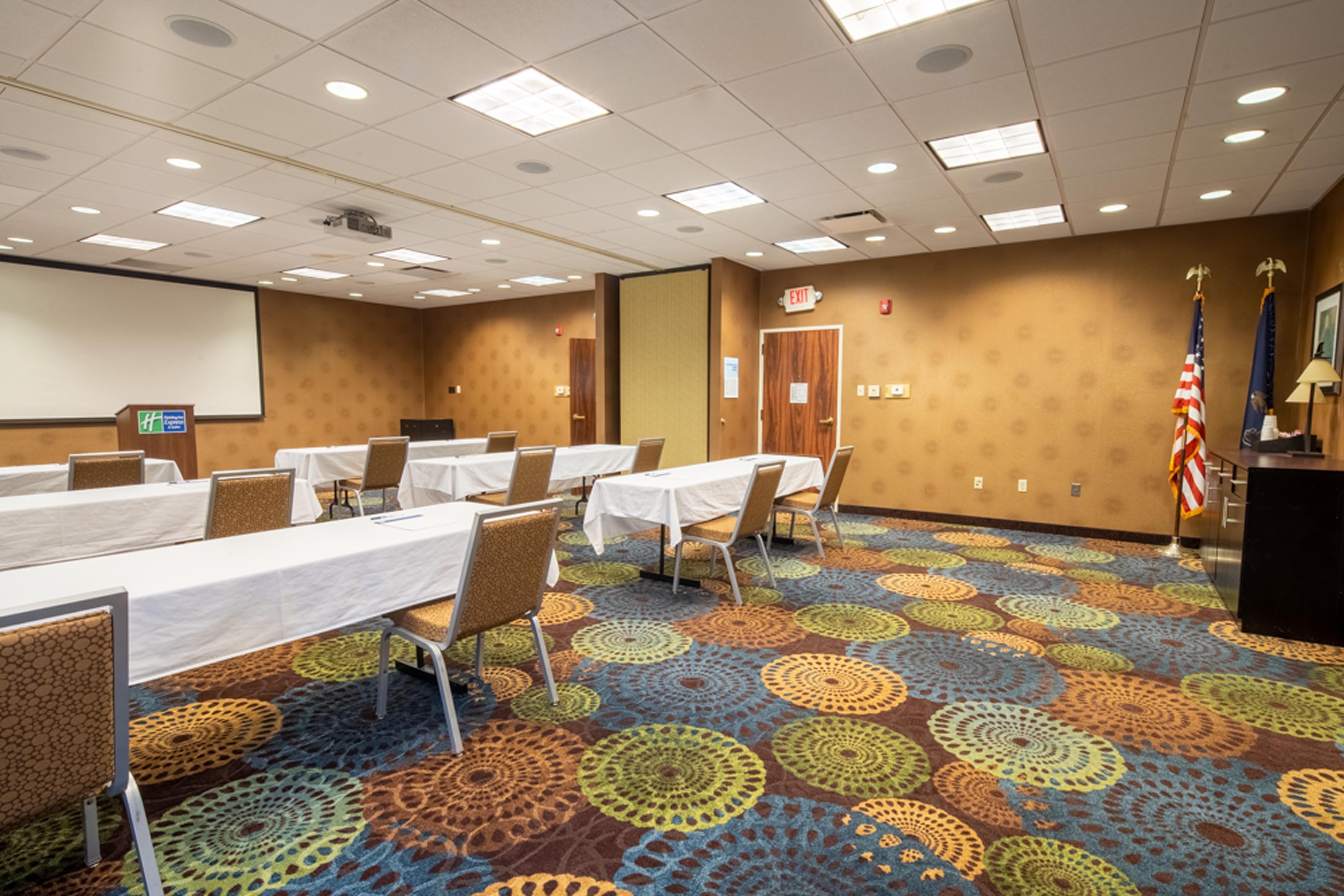 Holiday Inn Express Hotel & Suites Pittsburgh Airport By Ihg Robinson Township Eksteriør bilde