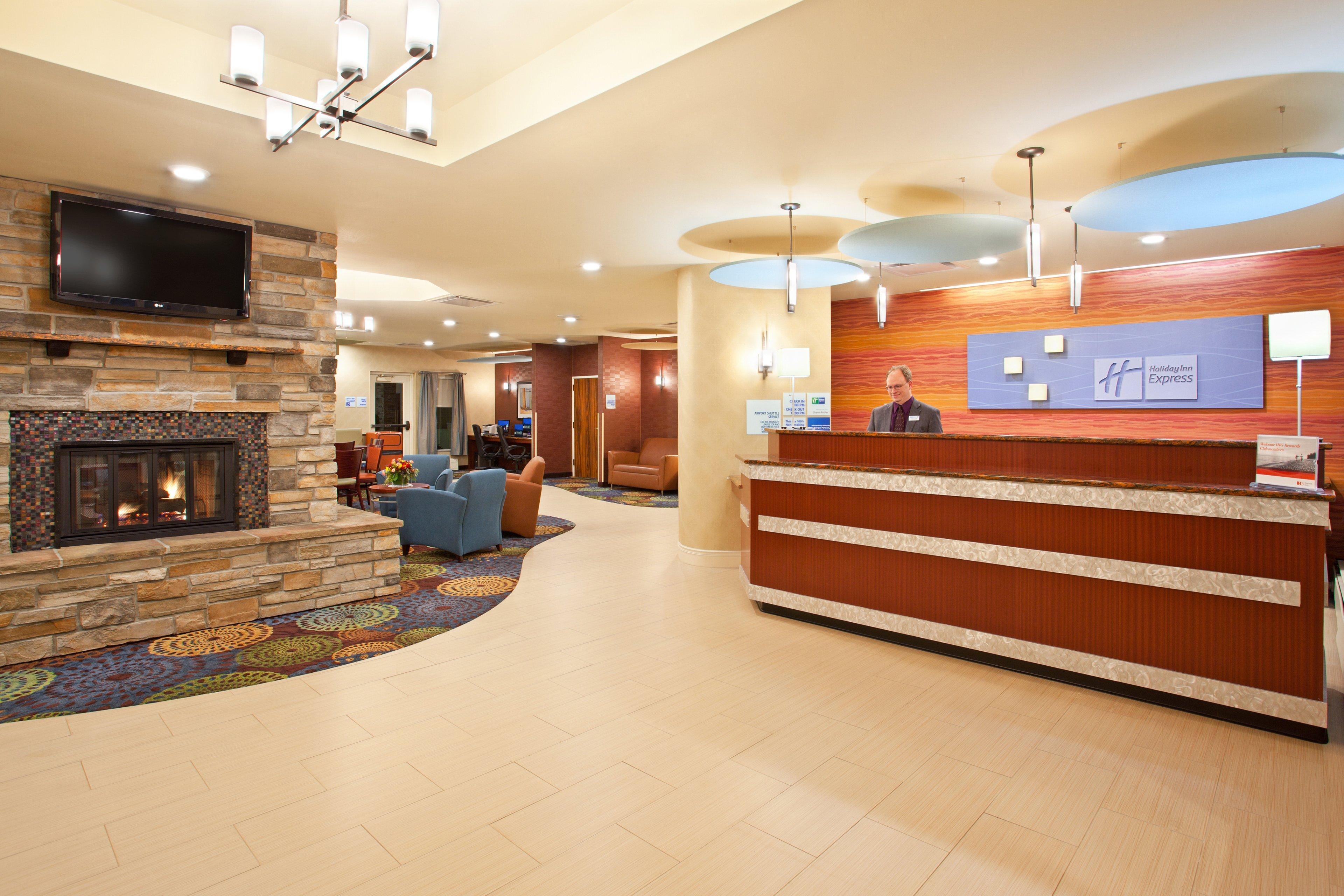 Holiday Inn Express Hotel & Suites Pittsburgh Airport By Ihg Robinson Township Eksteriør bilde